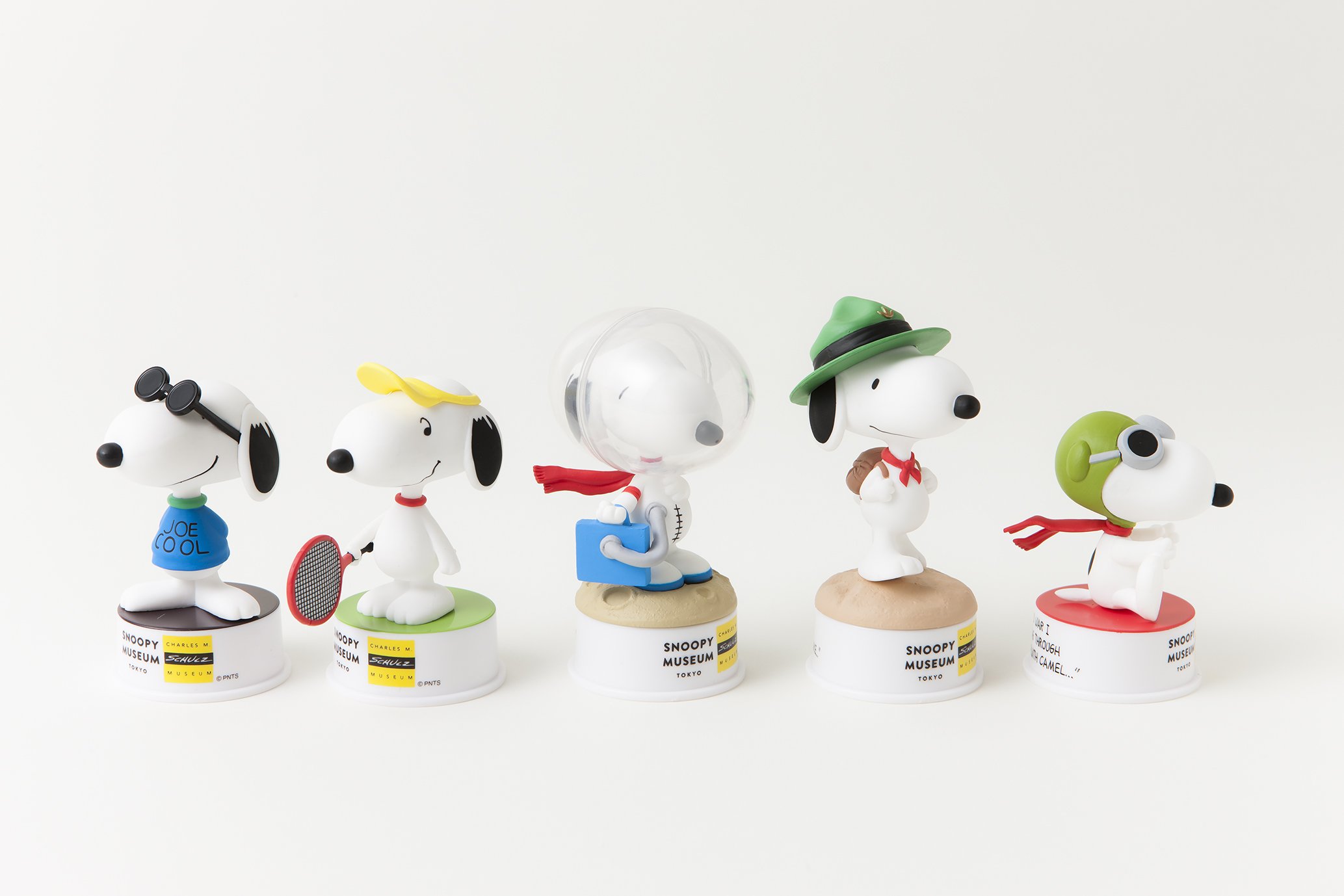 Snoopy Museum Tokyo Brown S Store ブランドコラボ 奇譚クラブ コップのフチ子 をはじめ 個性的でハイクオリティな商品を続々生み出すトイメーカーが 変身スヌーピーをモチーフに 5種のガチャガチャを作りました いずれも価格は未定