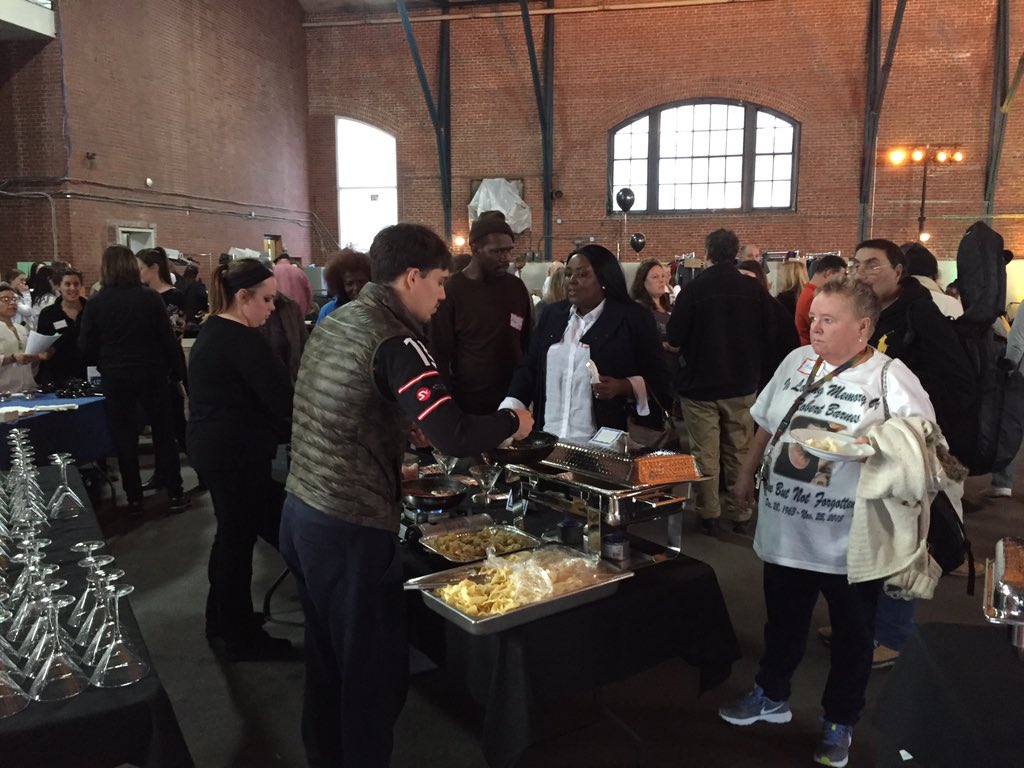 connorcine's tweet photo. So proud to be a small part of #PopUpPhilly event for the homeless.jason Pinardo rocked it https://t.co/QV9Vk0hHts