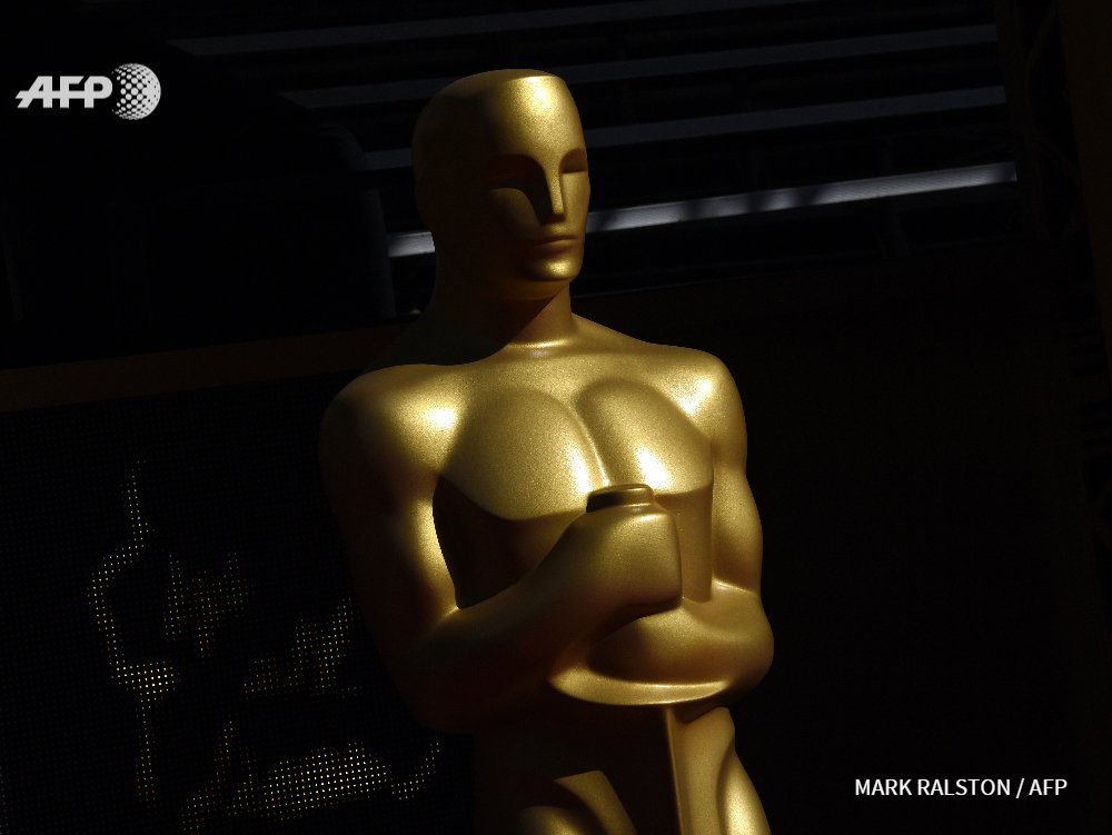 afpfr's tweet image. Dans les coulisses de la course aux #Oscars u.afp.com/Zh52 #AFP