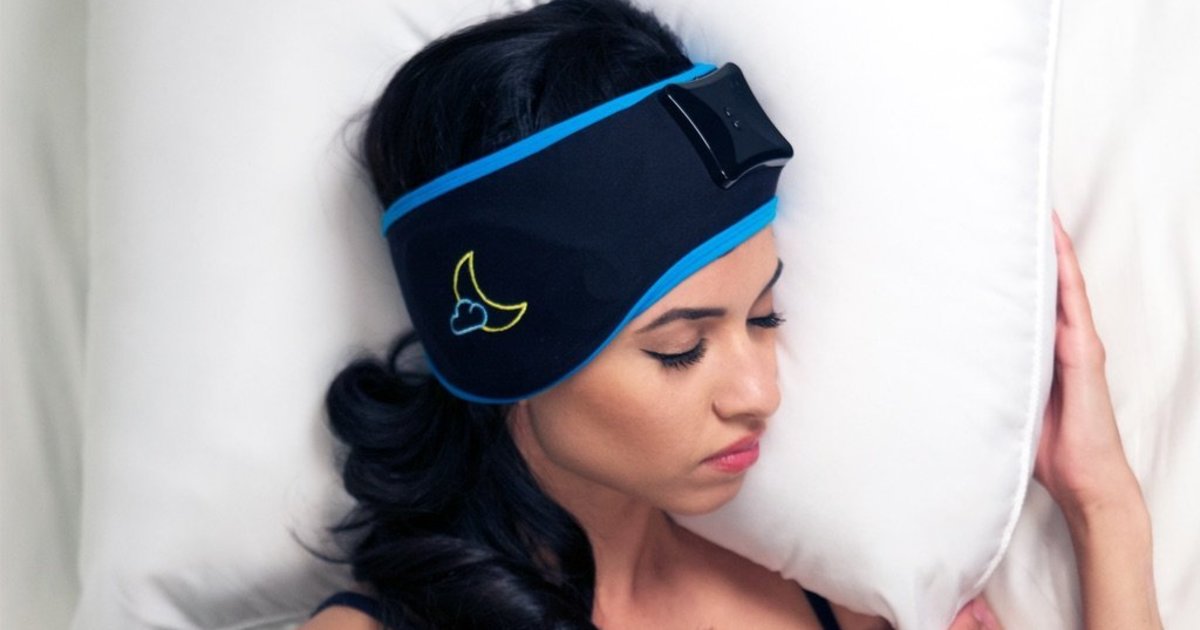HuffPost's tweet photo. This magical headband could help you sleep through the night https://t.co/rhZ3Hwa73G https://t.co/mRwp56SWJK