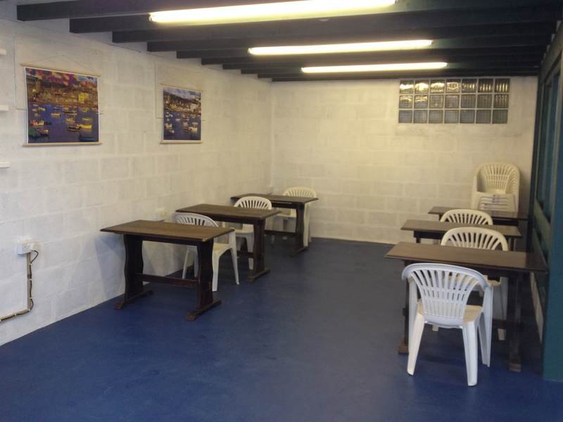 aboutstives's tweet photo. Hostel St Ives £16 per person per night. https://t.co/M9te0ImL4A https://t.co/YRQJSTum1O