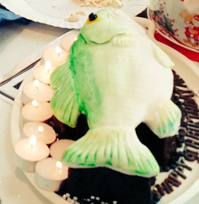 CakeShape tweet picture