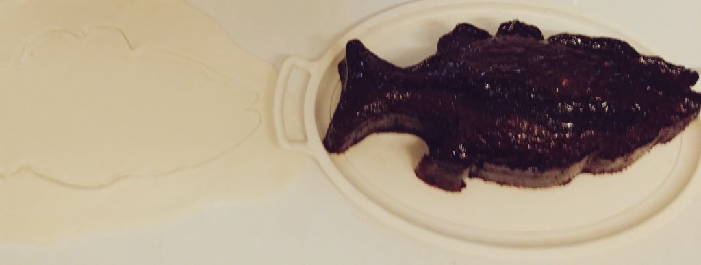 CakeShape tweet picture