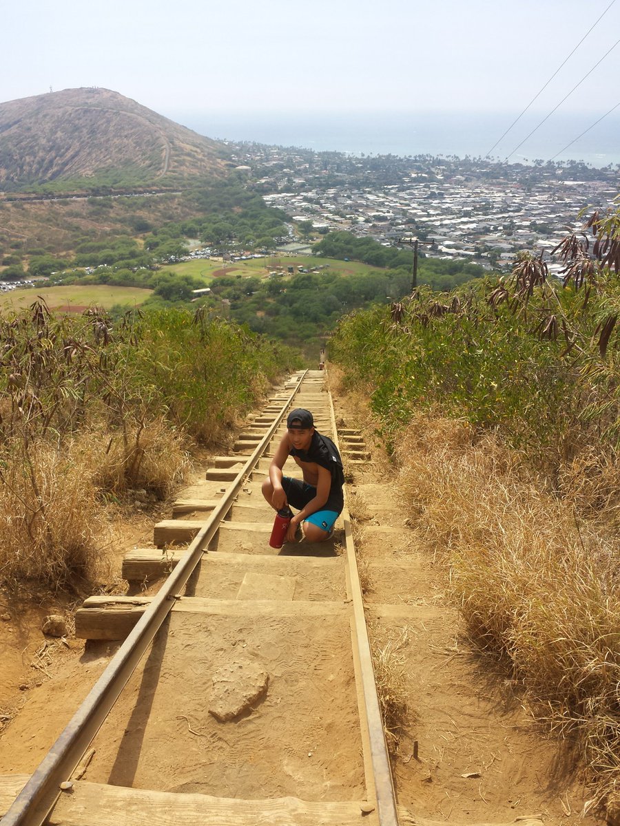 jcortezxx's tweet image. Koko head 🌄#goadventuring