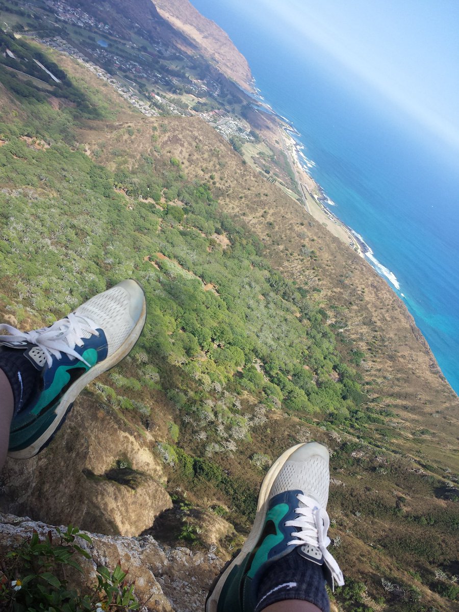 jcortezxx's tweet image. Koko head 🌄#goadventuring