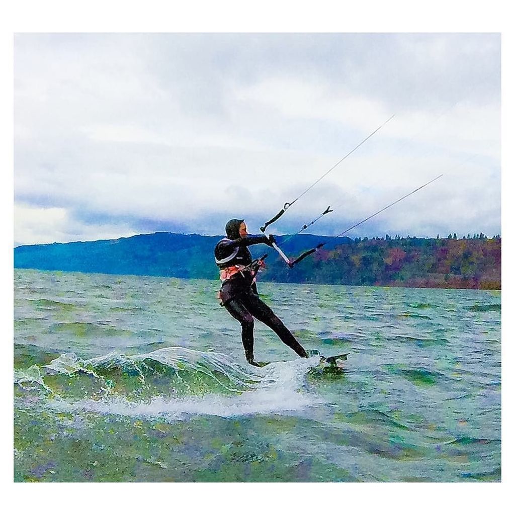 weKitesurf's tweet photo. ๐๐จthere is SunShinE in my SouL๐๐ป๐จ
#paradise #kiting #earlyseason #winterkiting #thisisliving #stoked #girlpower #noโฆ https://t.co/gXA0mmHREj