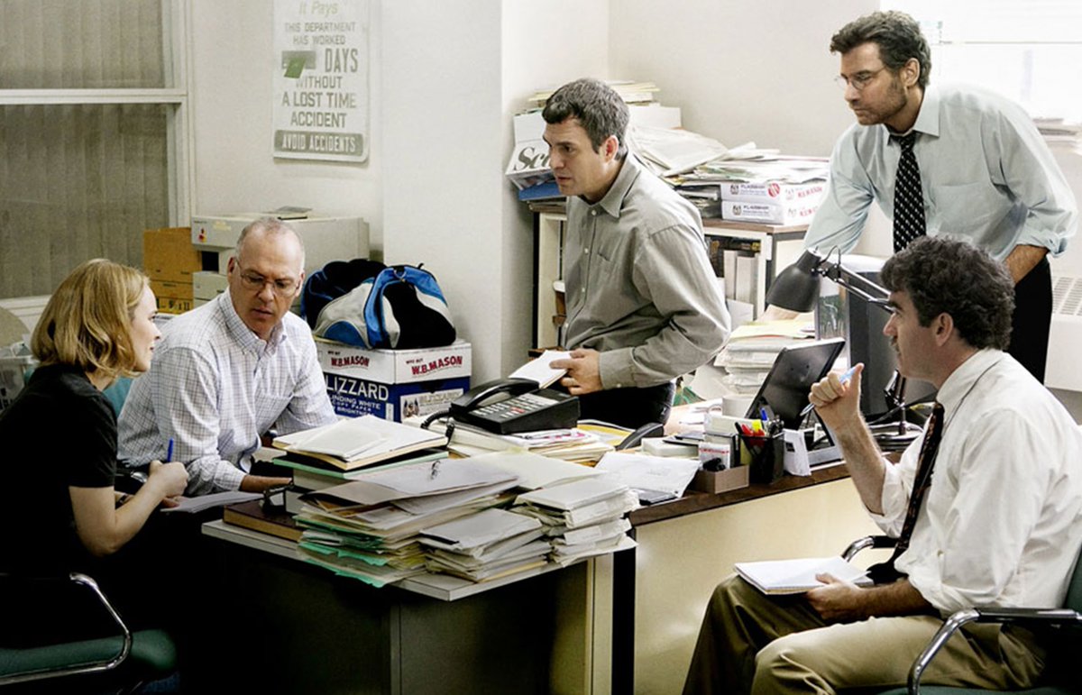 TRTTVFilmleri's tweet image. Gecenin ilk #Oscar'ını 'orjinal #senaryo' dalında #JoshSinger ve #TomMcCarthy #Spotlight filmi ile kazandı.
