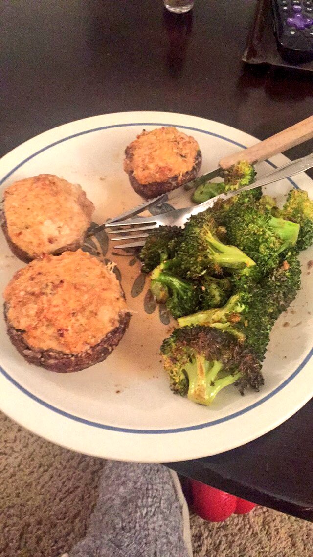 chasingPB's tweet image. #SSS #stuffedshroomSunday