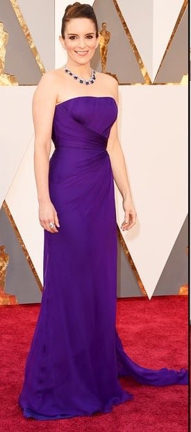 KimberlyVanLan's tweet photo. MY WOMAN IN PURPLE TONIGHT! #tinafey #Oscars2016 #favoritecolor #favoritewoman https://t.co/dJFdLGdBxP