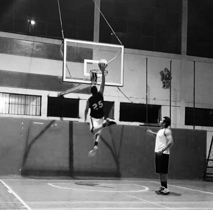 johan_lopez34's tweet photo. Theres beauty in the struggle https://t.co/SPmU7I5QFo