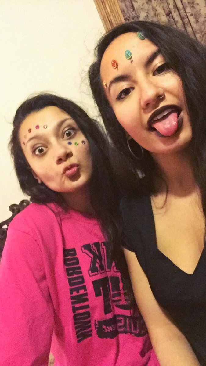 mollyjean9897's tweet photo. Fritz better be ready for this bomb video from the help of my Bff๐๐ฝ #germanproject #bff https://t.co/7C8QxGJAxJ