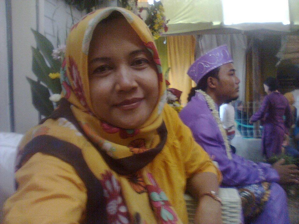 Serly2Eni's tweet photo. astrie cerebon https://t.co/PqLMfimzqD