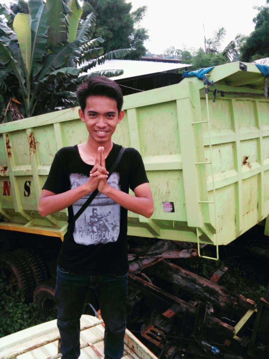 She SyahrieL Deii (@syahriel_rnb) on Twitter photo 