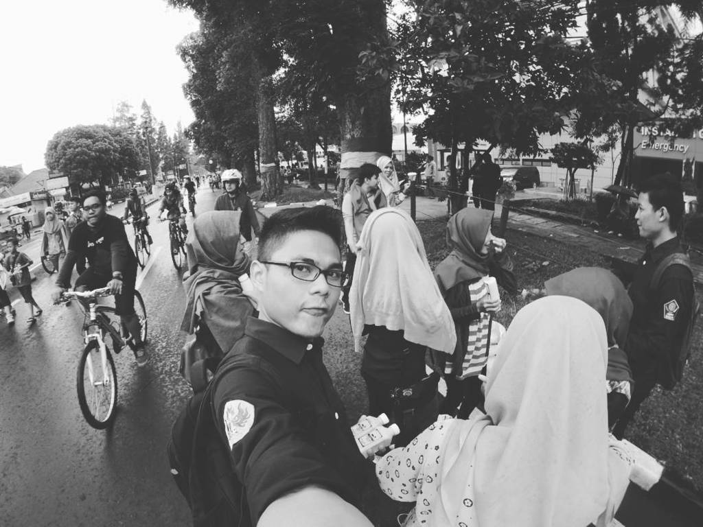 InstaDamascus's tweet image. Aku pegang dua susu😰 ...milkypuff😰
.
.
.
.
.
.
.
.
.
#milkypuff #l4l #carfreeday #cfd #dag… ift.tt/1LOLvVB