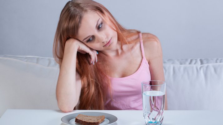 How To Help A Friend Who May Have An Eating Disorder puls.ly/besHzA #college