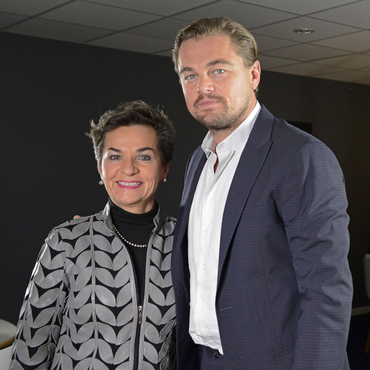 Félicitations &amp; Merci <a href="/LeoDiCaprio/">Leonardo DiCaprio</a> pr mettre le #climat sur la scène des #Oscars2016 
bit.ly/1QQ34vH