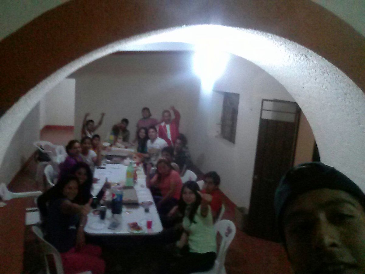 jenny_canseco's tweet photo. Dominguito de convivencia de JMR villa de Etla...Puestos para trabajar y triunfar
#UnidadPorAlex
#JMR
#PRI https://t.co/PiadbthjkX