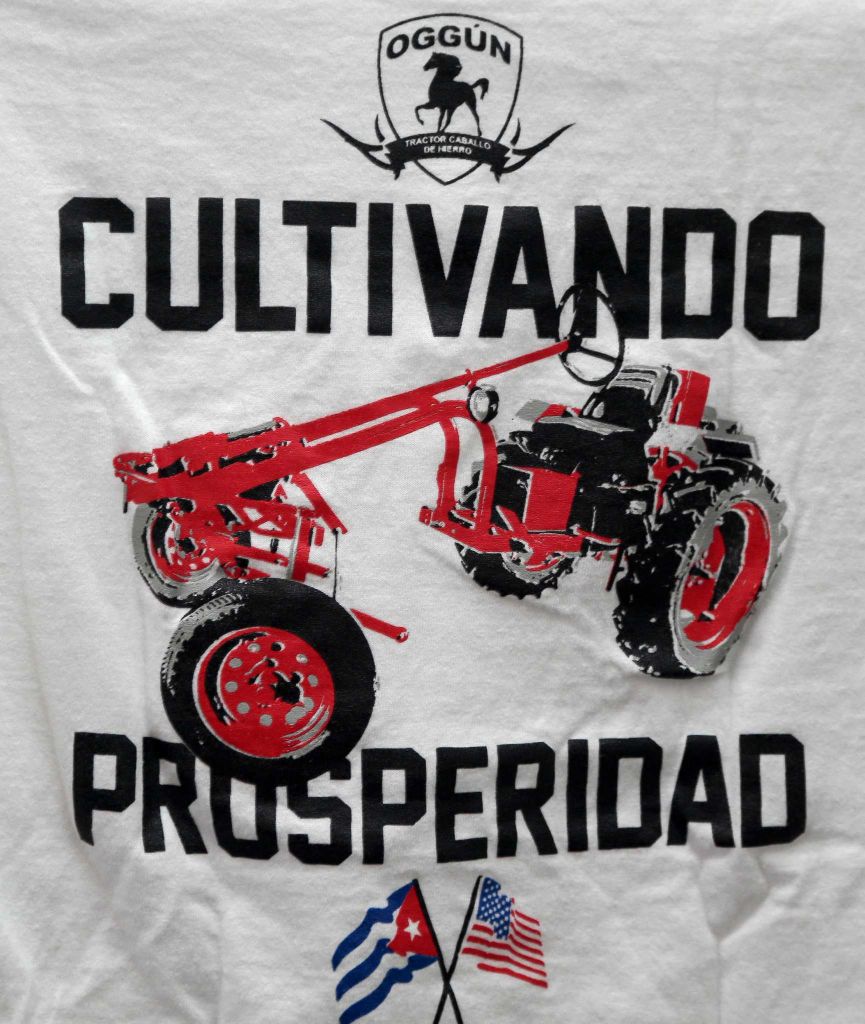 CleberLLC's tweet photo. Tenemos 366 dias para traer prosperidad a #USA y #Cuba con nuestros Tractores Oggun. Feliz Lunes #LeapYear ♥ ☺️ https://t.co/OfRIbaaqRE