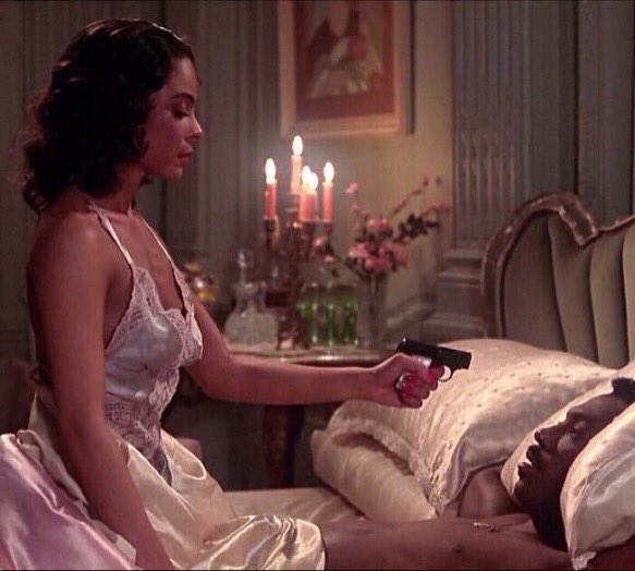 FunnyPicsDepot's tweet photo. "Who was that girl you were with in my dream" https://t.co/qsElGlOTZn