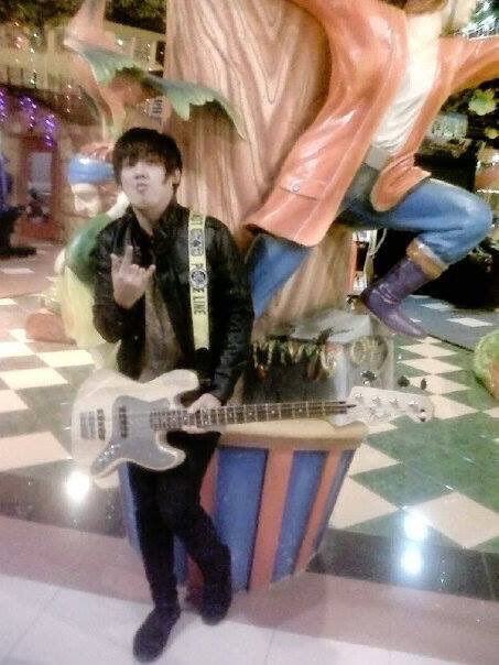 HBDbassis @nanno_better selalusolid dlm segala hal🎂 cc:<a href="/tonny_better/">Ony Ony</a> <a href="/deeno_better/">Deeno Better</a> @billythekids_  @EyibetterEyi