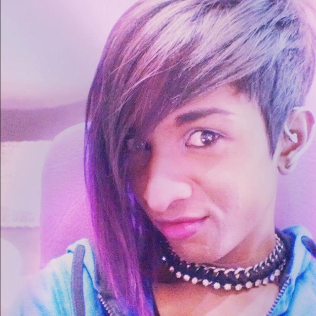 Analliazeph's tweet photo. New Month New Style #RockinThat #PurpleHair #PurpleDiva #HappyMonday https://t.co/S9s0pFYcpr