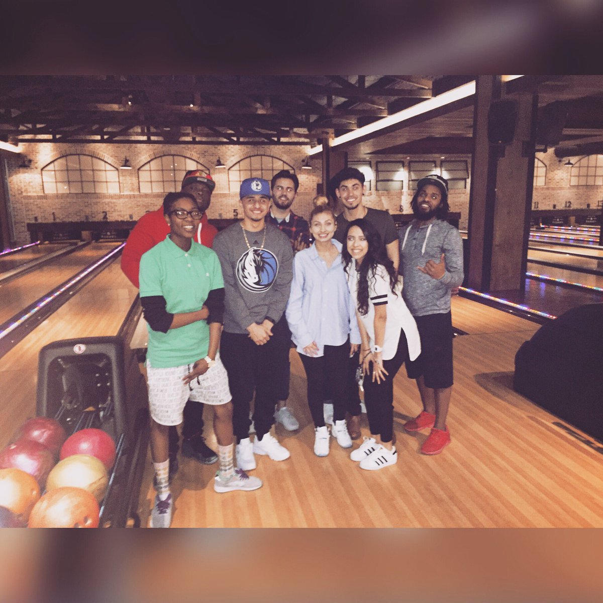 _garciaalexx's tweet photo. Squad 🤑👟 #FLNP https://t.co/MEGcwGybfM