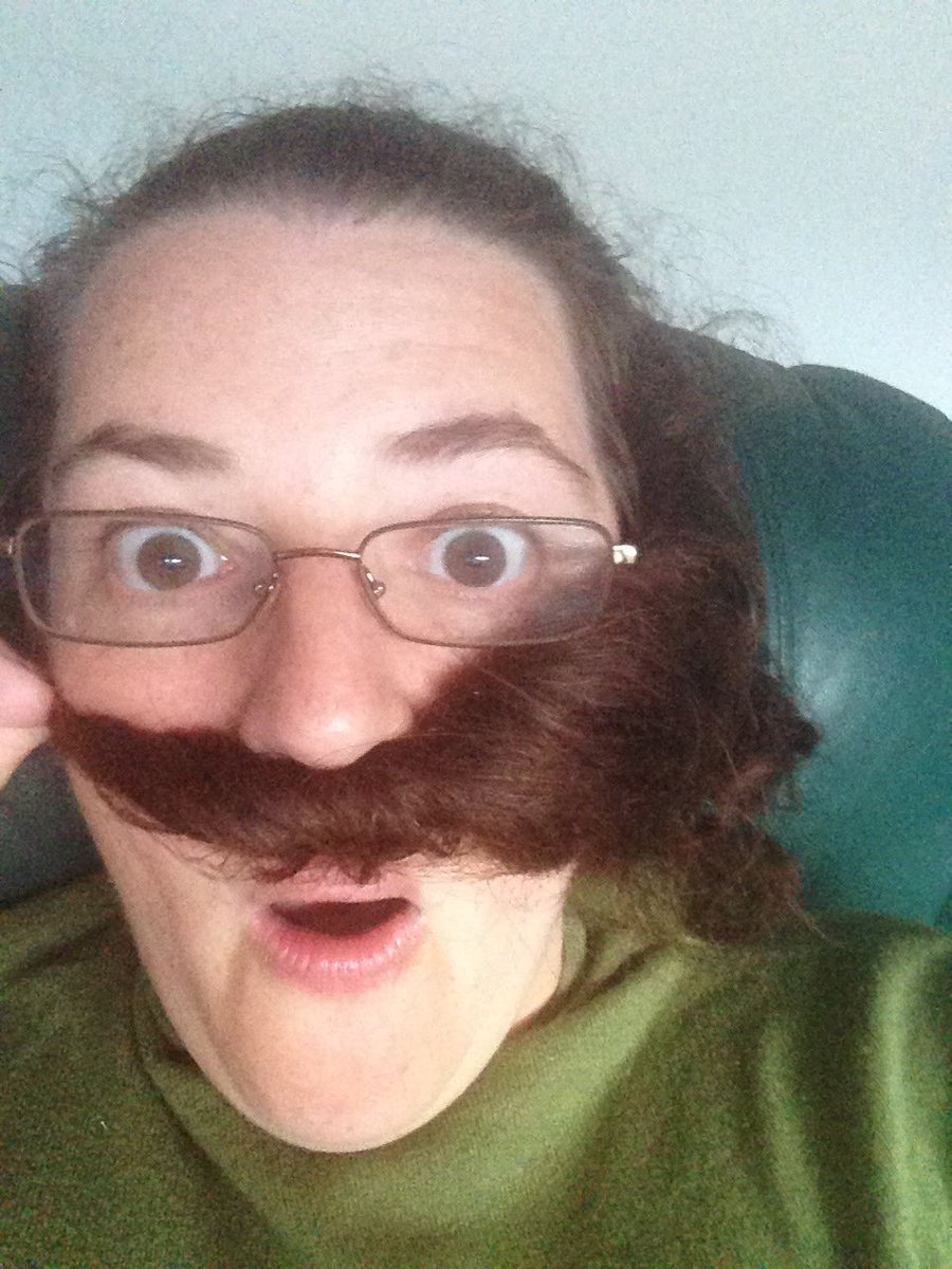 BodaciousBel's tweet photo. @MitchellCoombs I didn't even bother to shave (you should see my pits) #realselfie https://t.co/Ubnry6l2ka