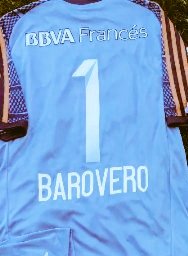 Sigan ya mismo a MI, a @barovero_, <a href="/VangioniLeonel/">Leonel Vangioni</a>  y <a href="/messiIioneI/">#LionelMessi10🇦🇷</a> que se viene el sorteo del buzo nuevo de River.
