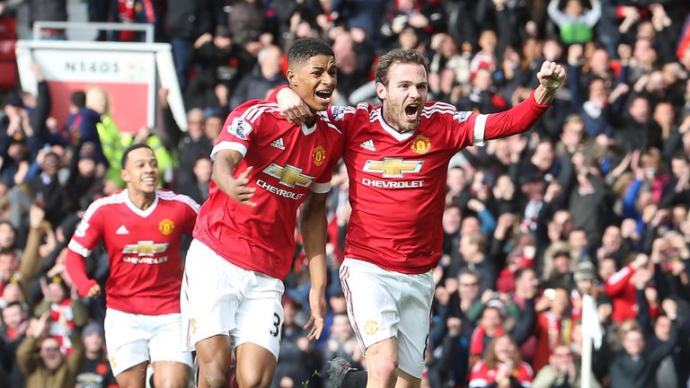 coolnotesix's tweet photo. Rashford tak akan merayakan kemenangan atas Arsenal secara berlebihan karena memiliki ujian kimia hari ini. https://t.co/zPHbltyx6G