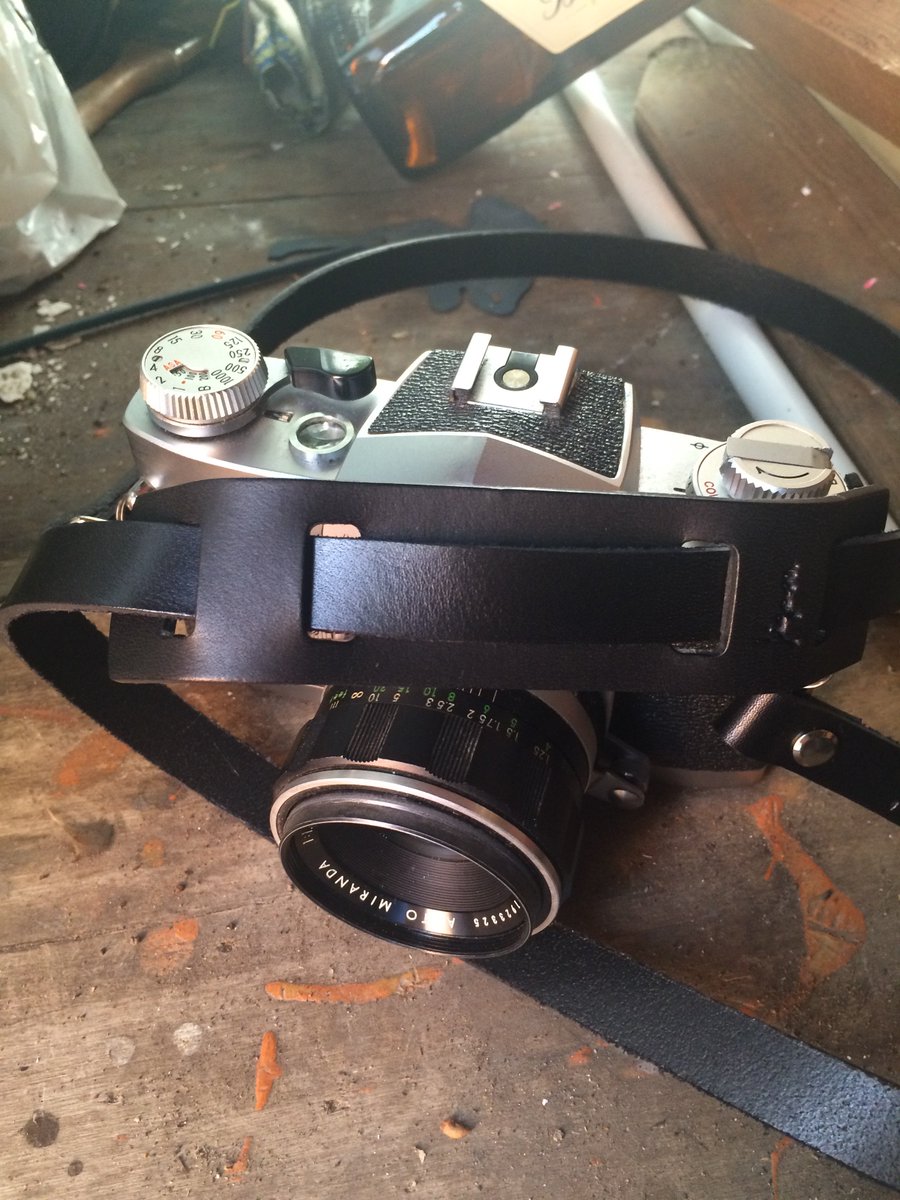 figosastrap's tweet photo. #Figosa "Heavy Duty" #camerastrap: perfect for any conditions! #madeinitaly #filmphotography #filmisnotdead https://t.co/a9fZXI3p5y