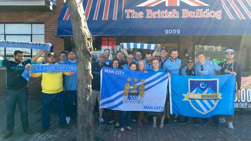 StoutStSoccer's tweet photo. A great turnout by @MCFCDenver at the @bulldog_bar yesterday. #BestPLBarContest https://t.co/T3MA5tMubf