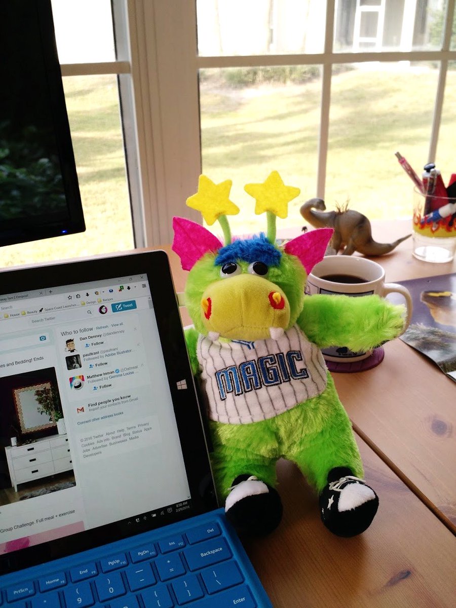 eloise_west's tweet photo. New desk buddy as a souvenir from an awesome weekend at @OrlandoTech #HackTheArena - congrats to all the winners! https://t.co/ZOa1hZ9XAU