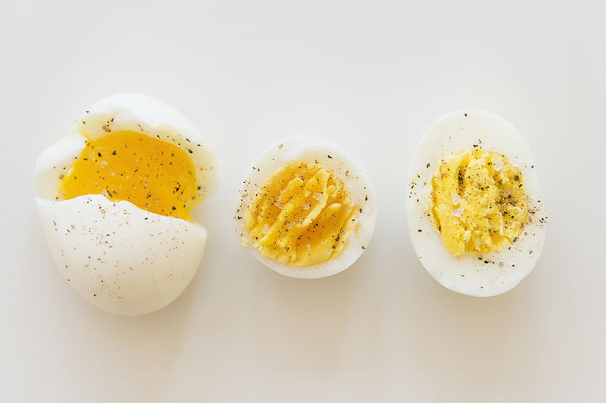 SELFmagazine's tweet image. 5 ways to make the best eggs every single time: onself.co/pp5ow7U