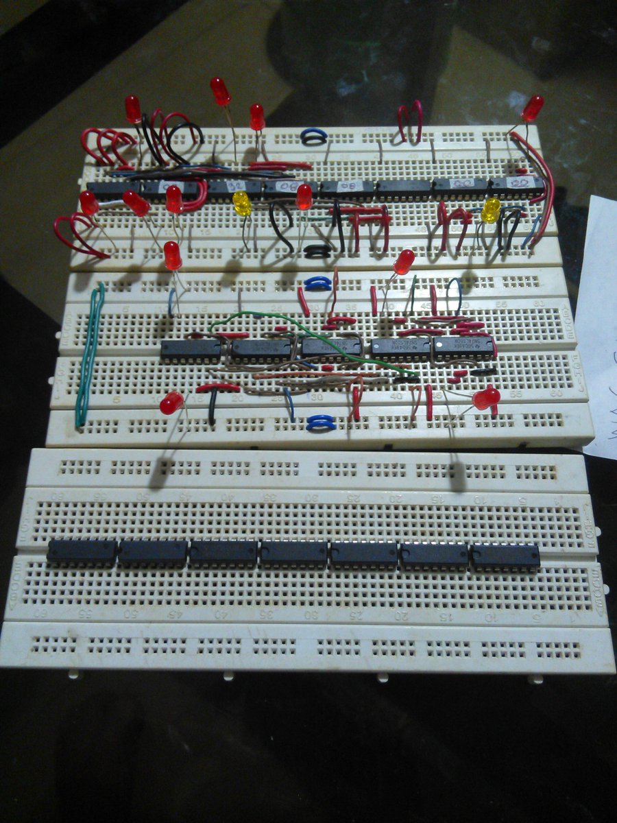 jayarvm's tweet image. Defense bukas pero ngayon lang nag asikaso hahahahahaha! Wag nyo ko tularan. #IsaNalang #CombinationalCircuit