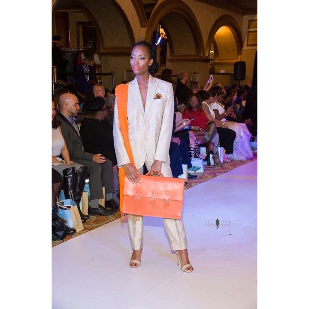 cheez4u2's tweet photo. #squarefx #DOACFW Atlantic City Fashion Week 2016 https://t.co/hiH8zrBPP2