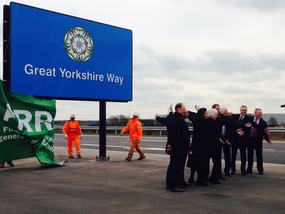 KatieBeney's tweet photo. The grand reveal...#FARRS road is now officially the #greatyorkshireway @DSA_Airport #Sheffield #justgotcloser https://t.co/zZPj9SoNn6