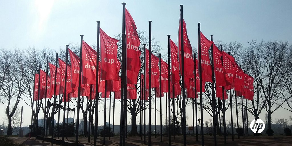 HPGraphicArts's tweet image. Getting ready to take the #drupamc stage today in Düsseldorf. Follow for HP #drupa2016 announcements.