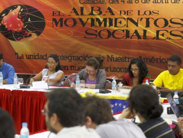 PartidoPSUV's tweet photo. Comunicadores del Alba llaman a la unidad para vencer terrorismo mediático https://t.co/Z9tjdhaQf9 #SoyAgrourbano https://t.co/1H2Q0v3mMP