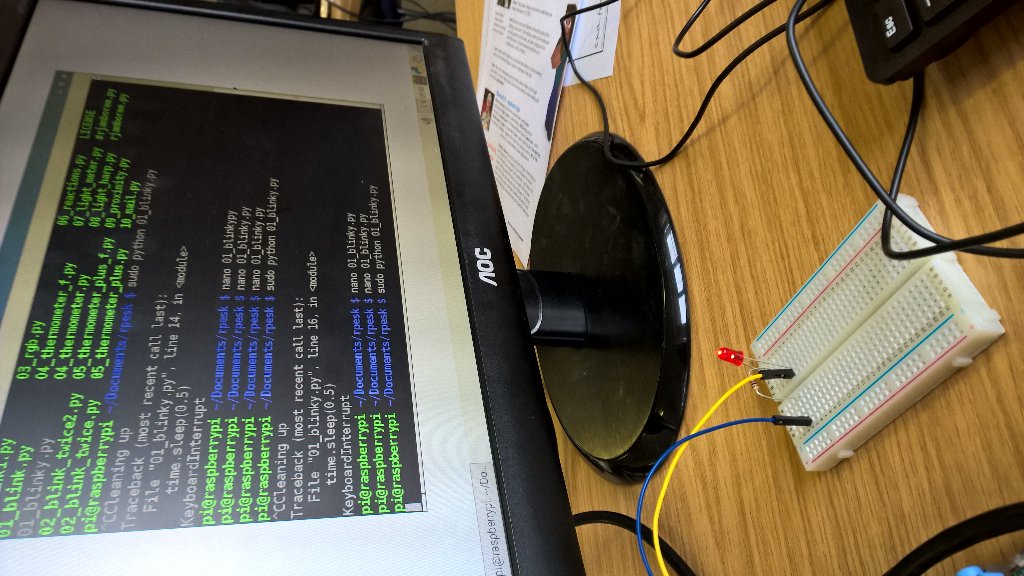 Mr_McKune's tweet image. Look @teknoteacher Sir, I did it all on my own! A blinking LED #piimpact #pairedprogramming