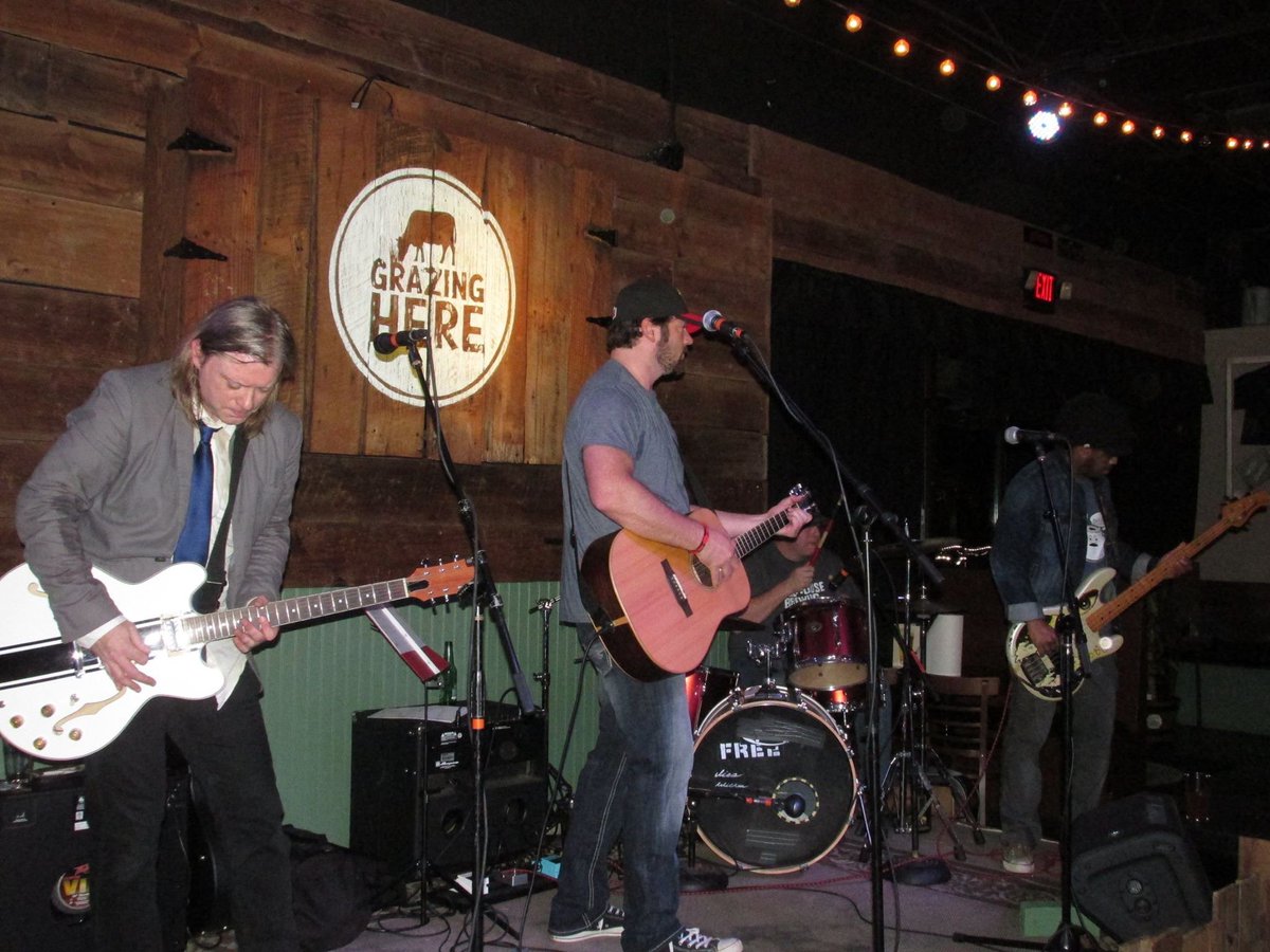 stephen_wines's tweet photo. Balls of Fire Band this past Saturday @GrazingHere. Thanks to everyone who came out! #ballsoffire #grazinghere https://t.co/CWe0XLb7cW
