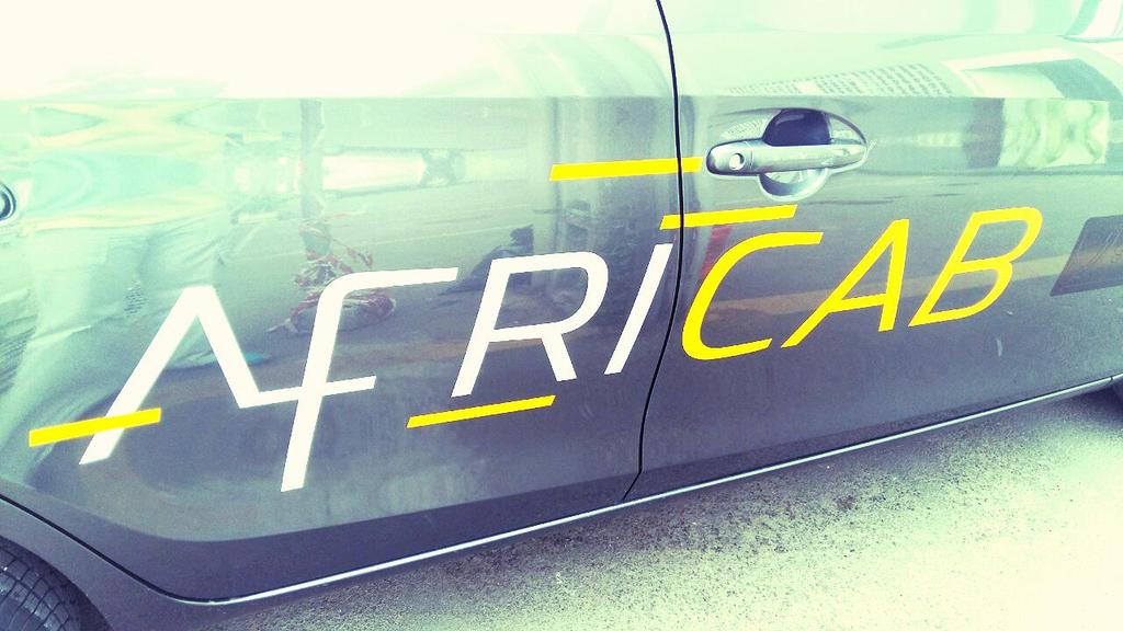 lacofaye's tweet photo. Le transport urbain Abidjanais à un nouveau visage : #Africab 
#CIV 
@AfricaB https://t.co/wibOpDnhXD