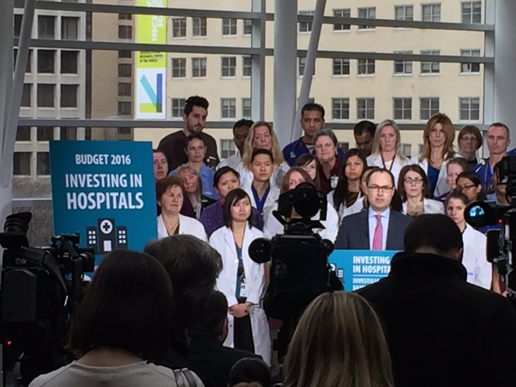 UHN's tweet photo. .@AnthonyDaleOHA thanks the #ONgovernment and hospitals for their collaboration in this work #onpoli @DrEricHoskins https://t.co/6UaUfXm80b