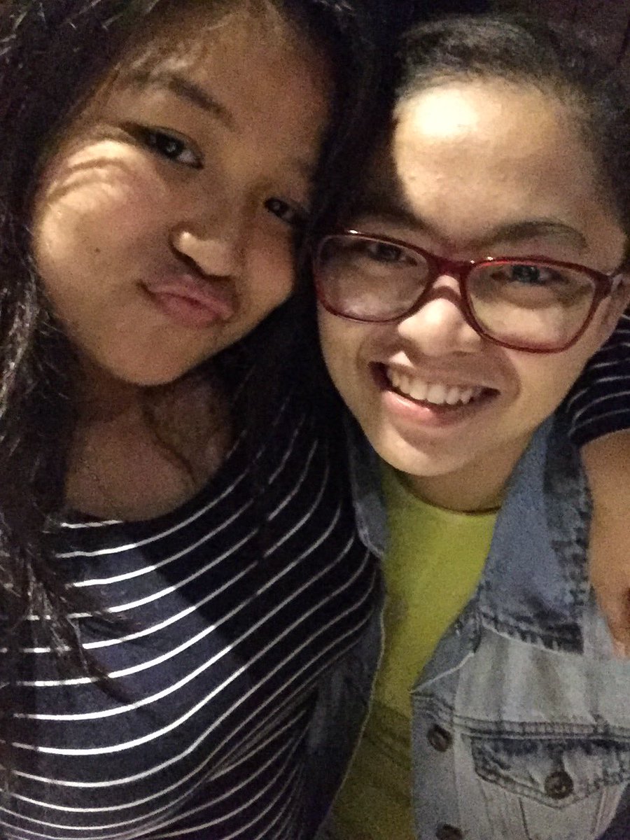 mikaelaavaldes's tweet photo. Thank God for this people. #mondayshots 😂 https://t.co/UAhdqe2lli