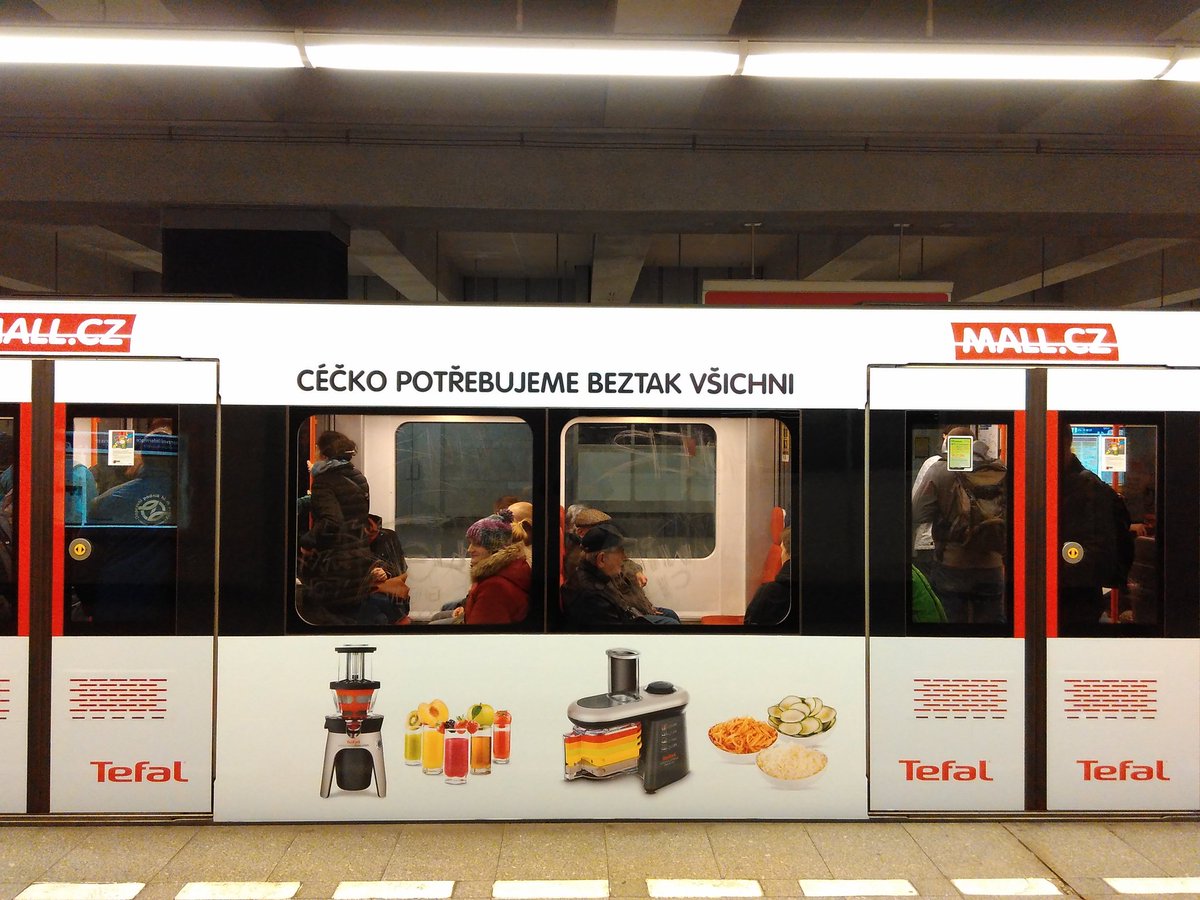 czAdamV's tweet photo. Céčku se člověk prostě nevyhne #fitpa1 @mallcz_it :D https://t.co/GrYsnGW7QS