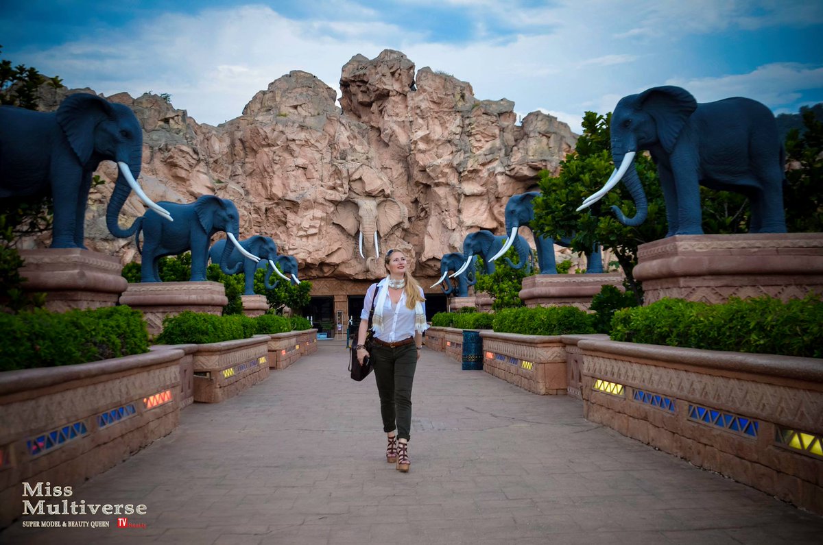 MissMultiverse's tweet image. South Africa a blast combo of culture nature &amp;amp; excitement. The Palace of the lost city @ Sun City @MissMultiverse