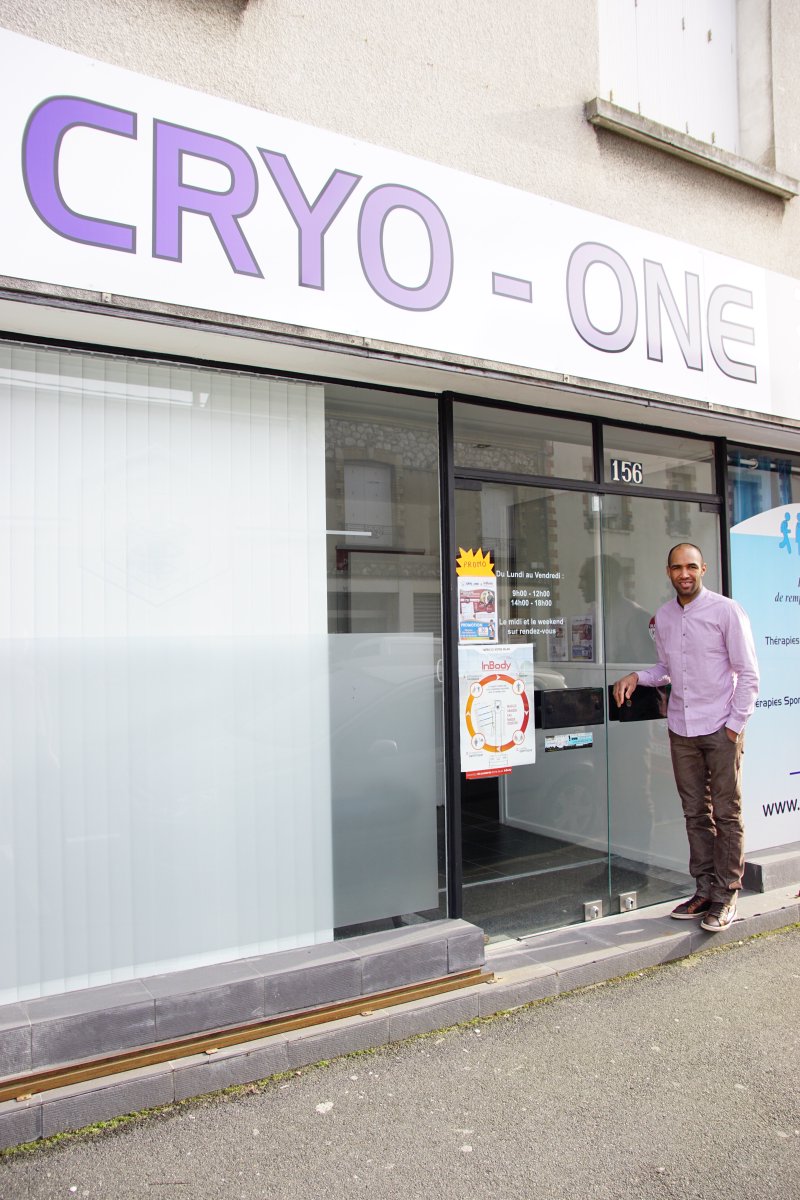 cryo_one's tweet photo. @37degresmag Centre de cryothérapie et de coaching boxe privé avec le boxeur professionnel Tourangeau Jérémy Ouanna. https://t.co/BhDQNsTfE9