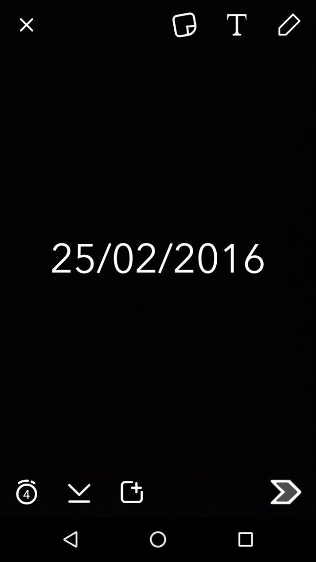 PubSnapchat_Fr's tweet photo. Donc enfaite on peut changer la date sur snap et ca te prévient pas et sa ce dit amis ?😱️😋️😂️ https://t.co/4iYAeO3DNx