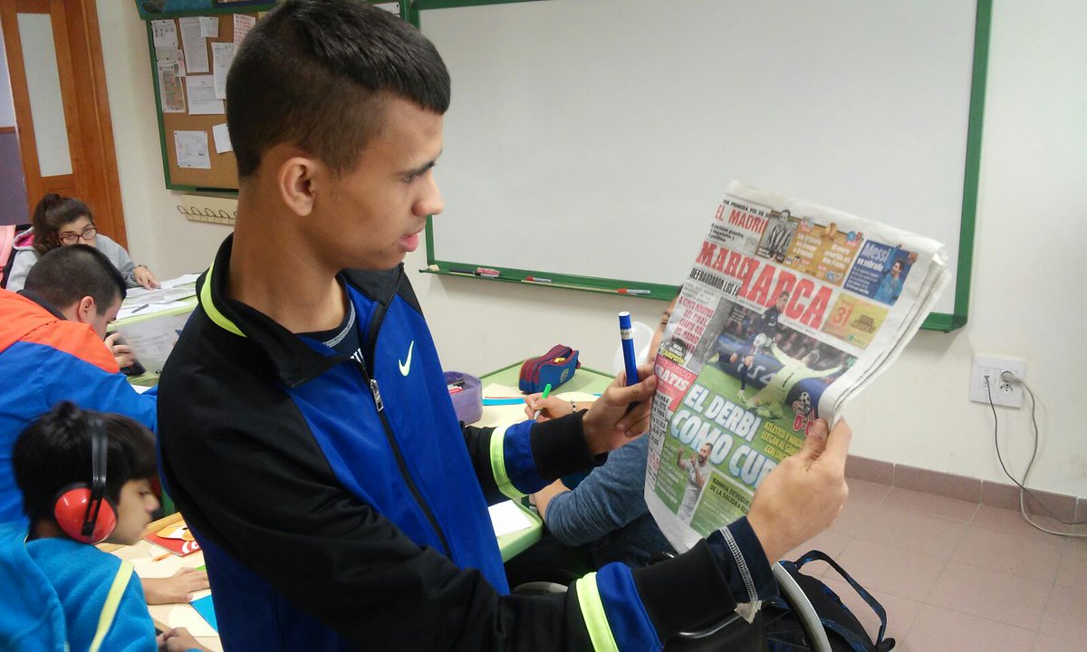 JordanEnclave's tweet image. Me encantan los periódicos que hablan del BarÇa @ieselmedano #ytuqueleesieselmedano