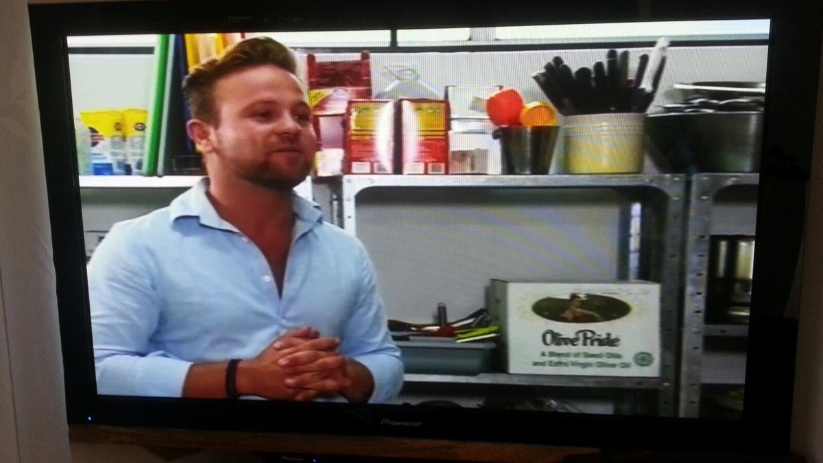 Spotted on <a href="/KykKwela/">Kwêla</a> <a href="/kykNETtv/">kykNET TV</a> interview with <a href="/JohnnyHamman/">Johnny</a> <a href="/NotHamButMan/">SlipperyspoonK</a> <a href="/Olive_Pride/">Olive Pride</a> #oliveit