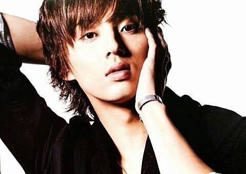 Fgy_X's tweet photo. @ . どうも今晩ハ藤ヶ/谷太.輔デス  こう見えて遊人だッたり ..どう見ても遊人？ 煩い豫 まァ其は置いといて日々ノ生活にマンネリ化な俺に刺激ヲ与えてくれる人募集中 ．まァ拡散ｼﾃ呉れれば飛んでいきます ．
（ Rt - F ） https://t.co/bLrQE2gKkv